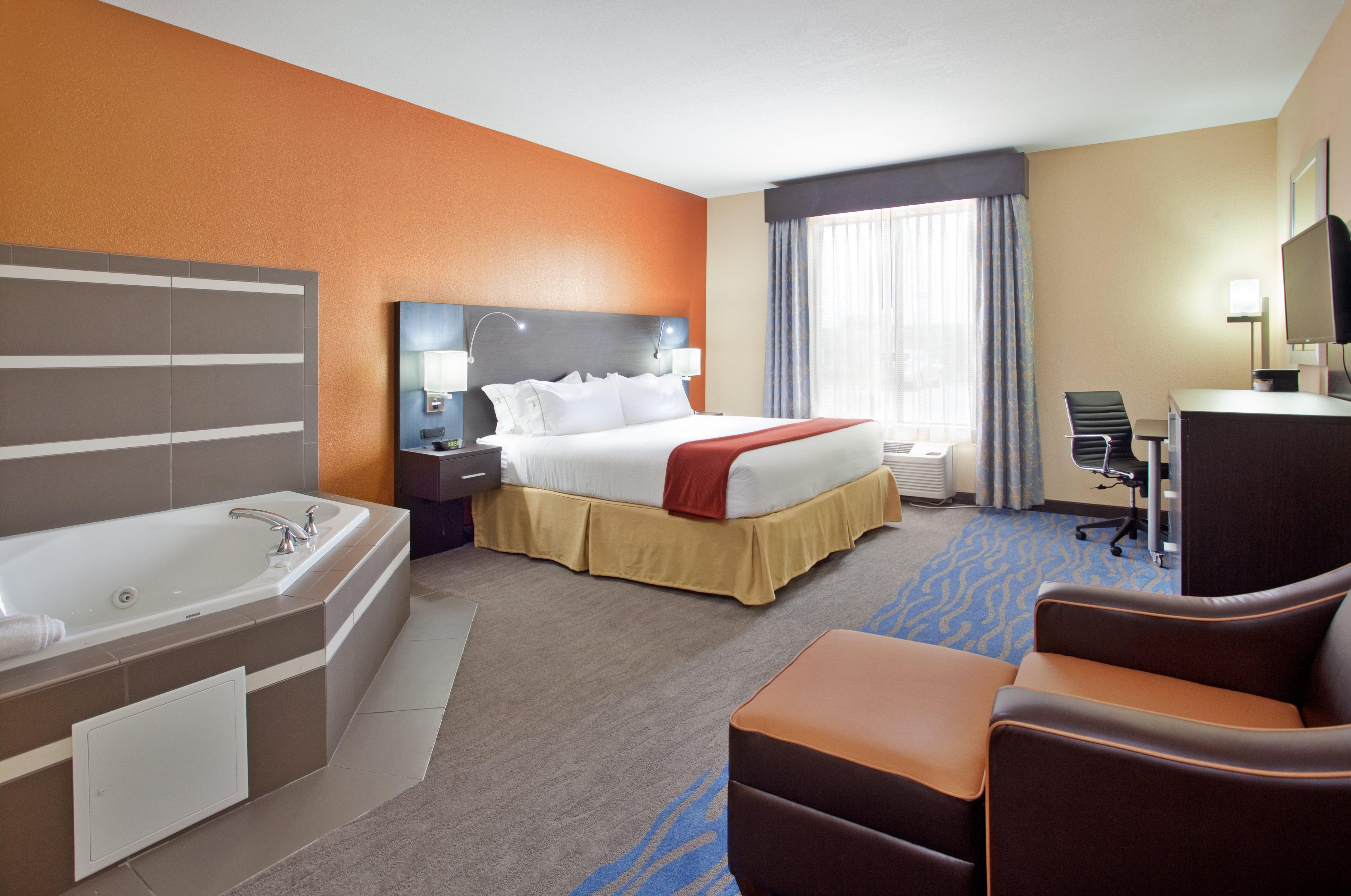 Woodson Terrace Holiday Inn Express & Suites St Louis Airport By Ihg מראה חיצוני תמונה