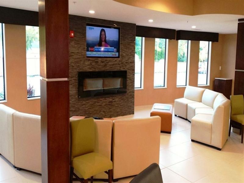 Woodson Terrace Holiday Inn Express & Suites St Louis Airport By Ihg מראה חיצוני תמונה