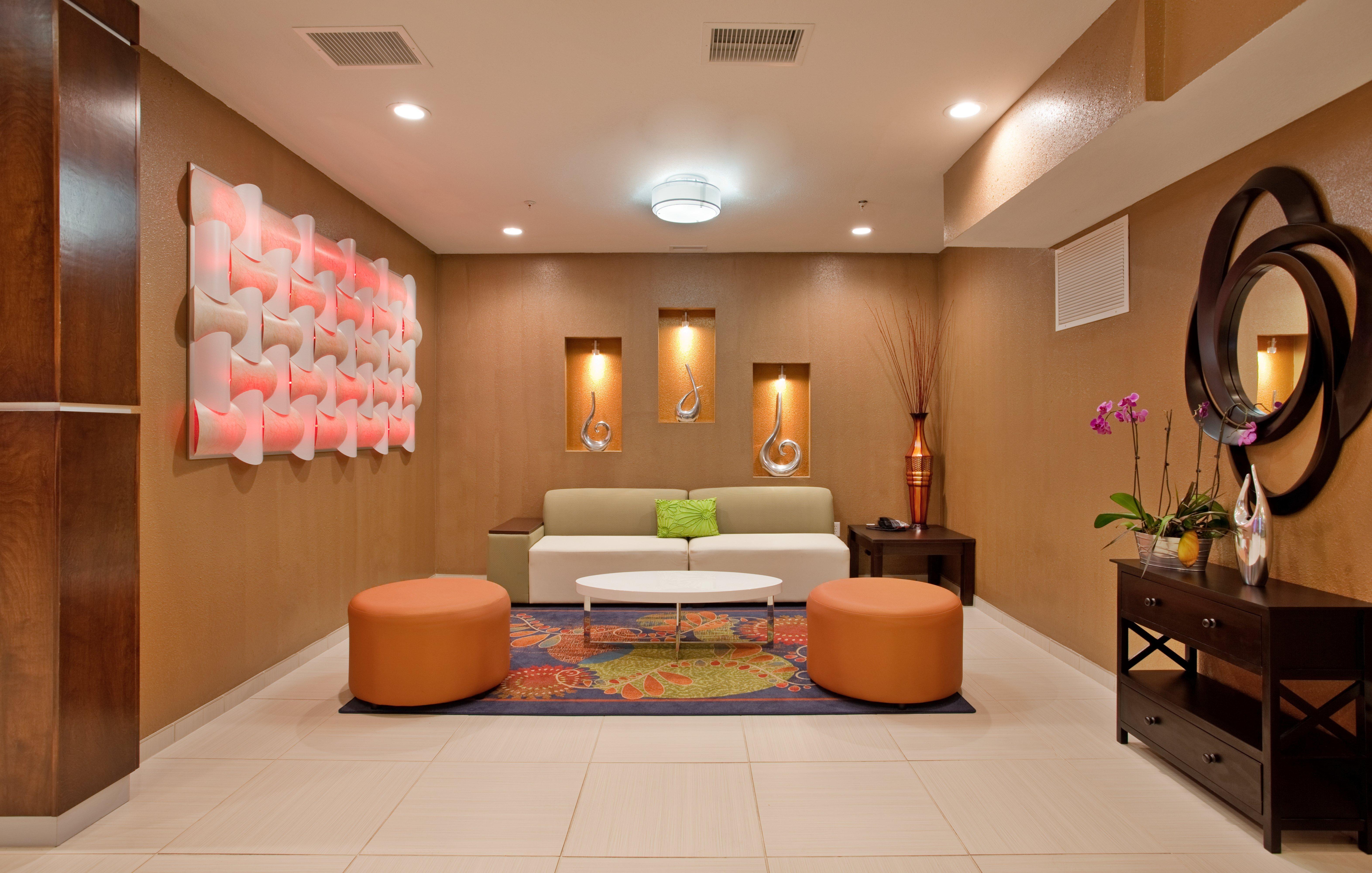 Woodson Terrace Holiday Inn Express & Suites St Louis Airport By Ihg מראה חיצוני תמונה